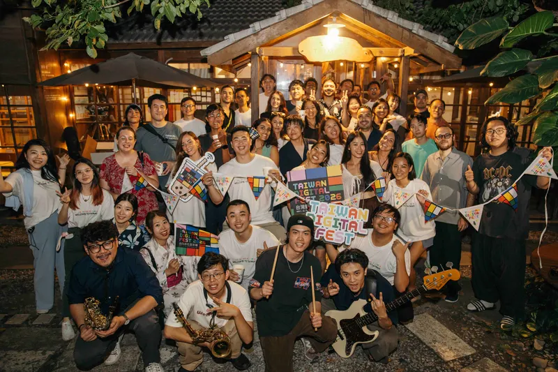The Taiwan Digital Night community gathers after an evening of live music in Taitung